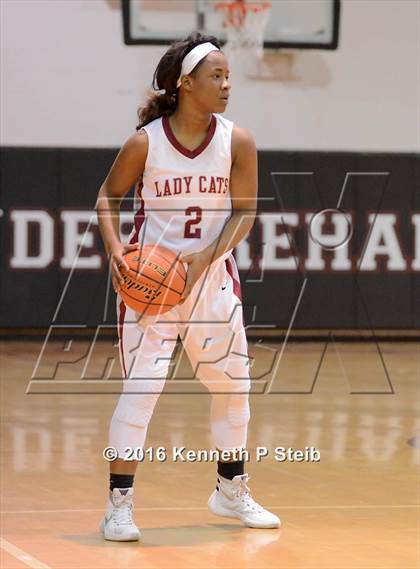 Thumbnail 1 in Chalmette @ Destrehan (LHSAA 5A 1st Round Playoff) photogallery.