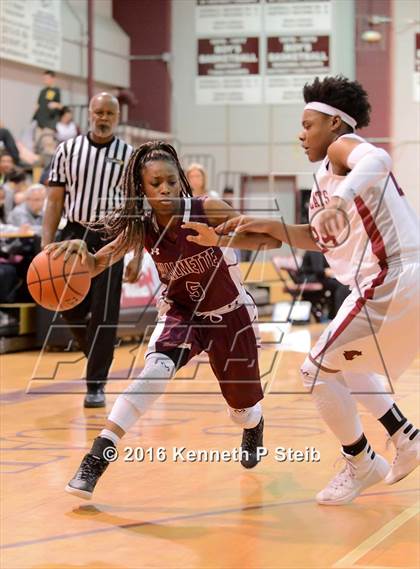 Thumbnail 3 in Chalmette @ Destrehan (LHSAA 5A 1st Round Playoff) photogallery.