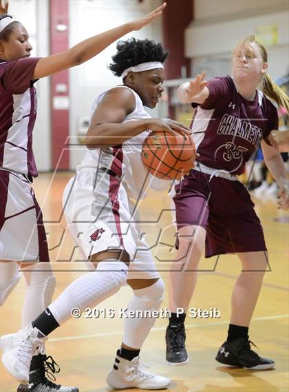 Thumbnail 2 in Chalmette @ Destrehan (LHSAA 5A 1st Round Playoff) photogallery.