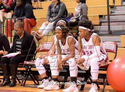 Thumbnail 3 in Chalmette @ Destrehan (LHSAA 5A 1st Round Playoff) photogallery.