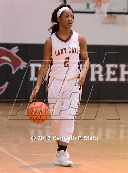 Thumbnail 2 in Chalmette @ Destrehan (LHSAA 5A 1st Round Playoff) photogallery.