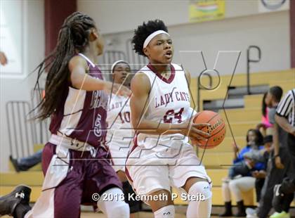 Thumbnail 2 in Chalmette @ Destrehan (LHSAA 5A 1st Round Playoff) photogallery.