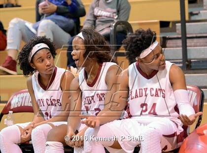 Thumbnail 1 in Chalmette @ Destrehan (LHSAA 5A 1st Round Playoff) photogallery.