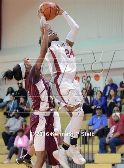 Thumbnail 3 in Chalmette @ Destrehan (LHSAA 5A 1st Round Playoff) photogallery.