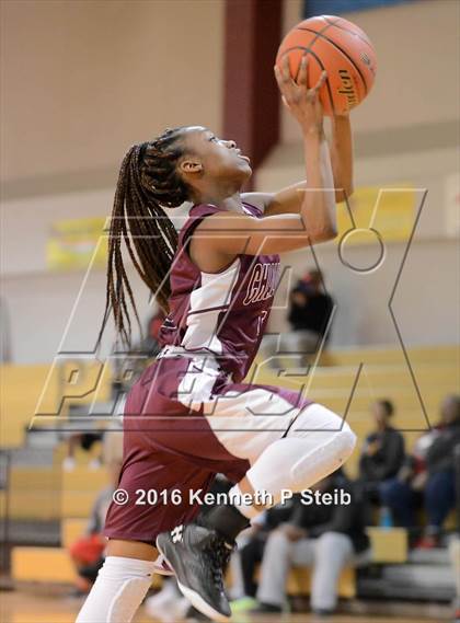 Thumbnail 2 in Chalmette @ Destrehan (LHSAA 5A 1st Round Playoff) photogallery.