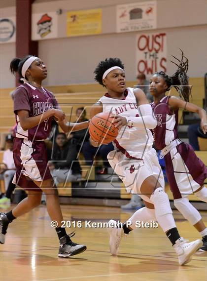 Thumbnail 2 in Chalmette @ Destrehan (LHSAA 5A 1st Round Playoff) photogallery.