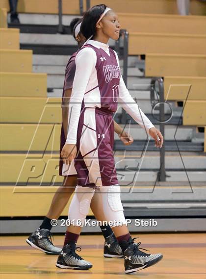 Thumbnail 3 in Chalmette @ Destrehan (LHSAA 5A 1st Round Playoff) photogallery.