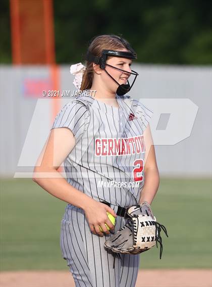 Thumbnail 3 in Germantown @ Southaven (MHSAA 6A Second Round) photogallery.