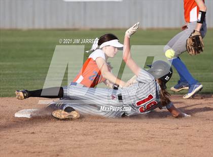 Thumbnail 1 in Germantown @ Southaven (MHSAA 6A Second Round) photogallery.