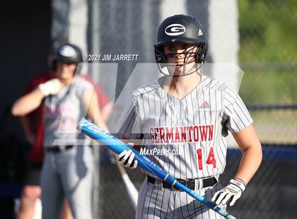 Thumbnail 2 in Germantown @ Southaven (MHSAA 6A Second Round) photogallery.