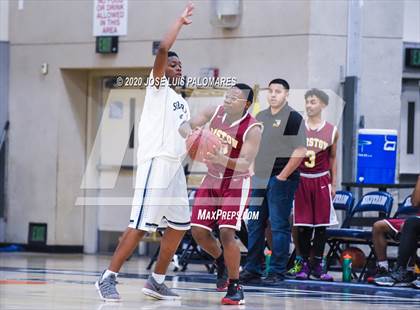 Thumbnail 3 in Barstow @ Silverado photogallery.