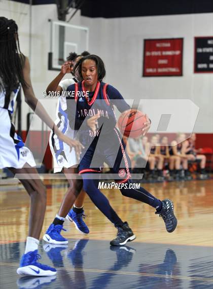 Thumbnail 2 in Carolina Day vs Woodmont (WNC Holiday Classic) photogallery.