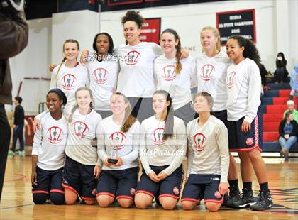 Thumbnail 2 in Carolina Day vs Woodmont (WNC Holiday Classic) photogallery.