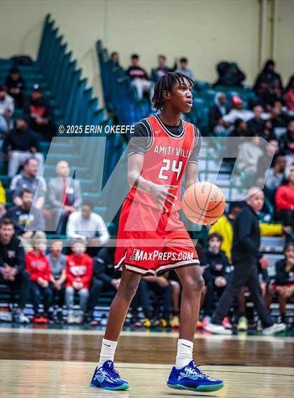 Thumbnail 1 in Amityville Memorial vs. Smithtown West (NYSPHAA Section XI Class AA Championship) photogallery.