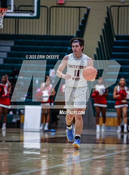 Thumbnail 1 in Amityville Memorial vs. Smithtown West (NYSPHAA Section XI Class AA Championship) photogallery.