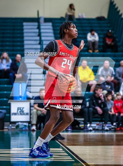 Thumbnail 3 in Amityville Memorial vs. Smithtown West (NYSPHAA Section XI Class AA Championship) photogallery.