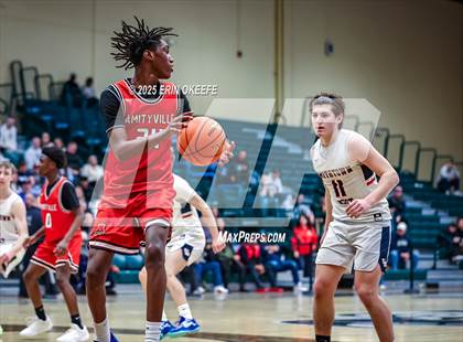Thumbnail 1 in Amityville Memorial vs. Smithtown West (NYSPHAA Section XI Class AA Championship) photogallery.