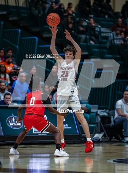 Thumbnail 2 in Amityville Memorial vs. Smithtown West (NYSPHAA Section XI Class AA Championship) photogallery.