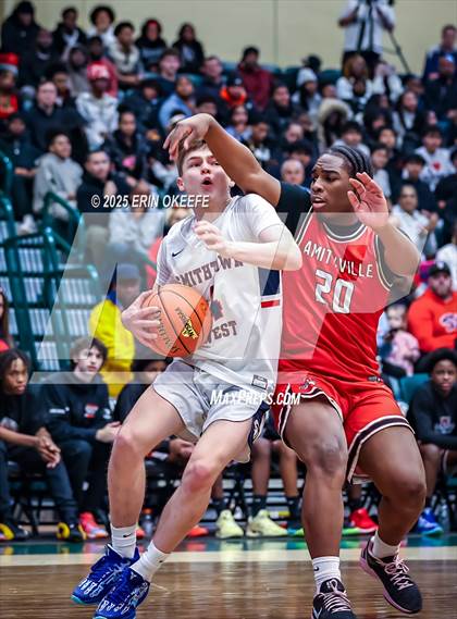 Thumbnail 3 in Amityville Memorial vs. Smithtown West (NYSPHAA Section XI Class AA Championship) photogallery.
