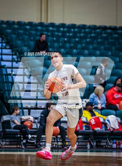 Thumbnail 3 in Amityville Memorial vs. Smithtown West (NYSPHAA Section XI Class AA Championship) photogallery.