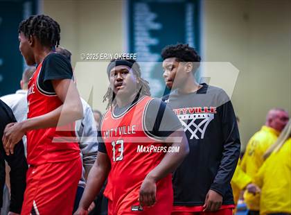Thumbnail 2 in Amityville Memorial vs. Smithtown West (NYSPHAA Section XI Class AA Championship) photogallery.