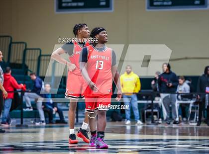 Thumbnail 3 in Amityville Memorial vs. Smithtown West (NYSPHAA Section XI Class AA Championship) photogallery.