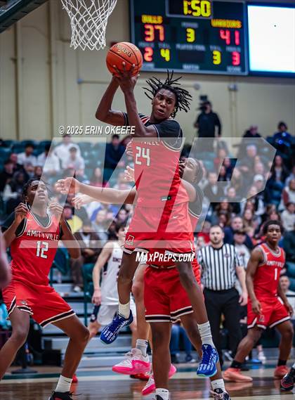 Thumbnail 1 in Amityville Memorial vs. Smithtown West (NYSPHAA Section XI Class AA Championship) photogallery.
