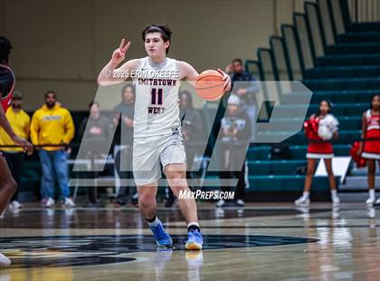 Thumbnail 2 in Amityville Memorial vs. Smithtown West (NYSPHAA Section XI Class AA Championship) photogallery.