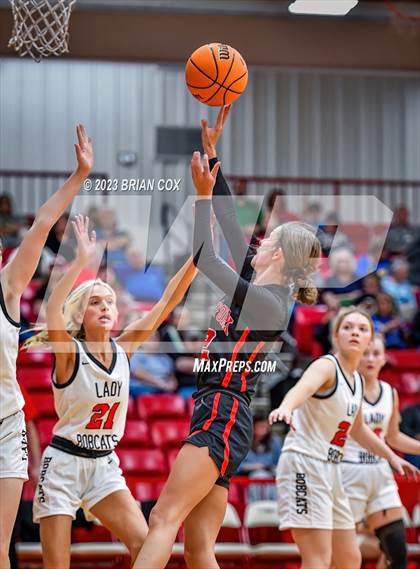 Thumbnail 3 in Flippin vs. Norfork (Arvest Tournament) photogallery.