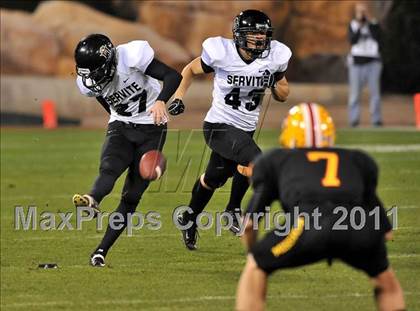 Thumbnail 2 in Mission Viejo vs. Servite (CIF SS Pac-5 Division Final) photogallery.