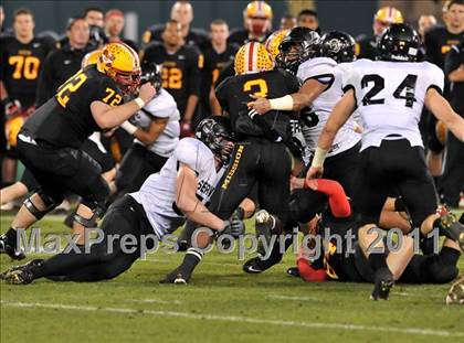 Thumbnail 2 in Mission Viejo vs. Servite (CIF SS Pac-5 Division Final) photogallery.
