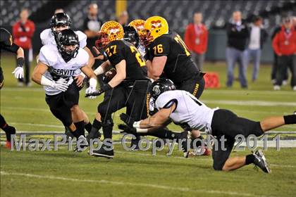 Thumbnail 3 in Mission Viejo vs. Servite (CIF SS Pac-5 Division Final) photogallery.