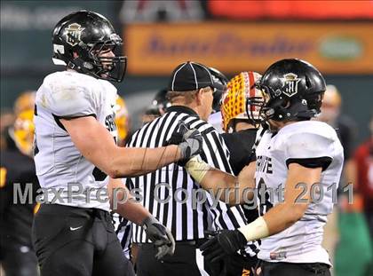 Thumbnail 3 in Mission Viejo vs. Servite (CIF SS Pac-5 Division Final) photogallery.