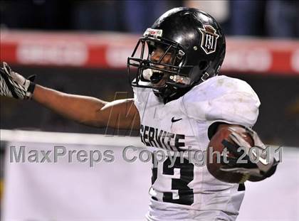 Thumbnail 2 in Mission Viejo vs. Servite (CIF SS Pac-5 Division Final) photogallery.