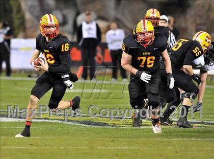Thumbnail 3 in Mission Viejo vs. Servite (CIF SS Pac-5 Division Final) photogallery.