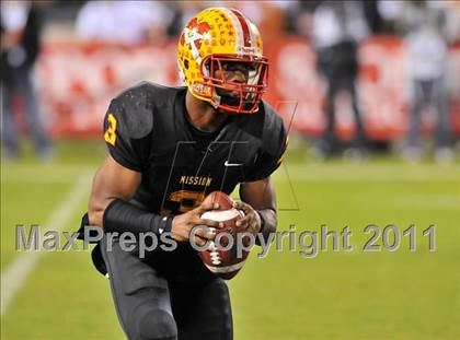 Thumbnail 1 in Mission Viejo vs. Servite (CIF SS Pac-5 Division Final) photogallery.