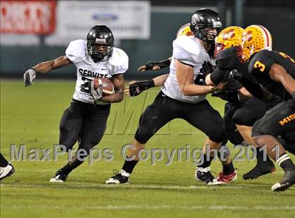 Thumbnail 2 in Mission Viejo vs. Servite (CIF SS Pac-5 Division Final) photogallery.