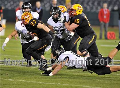 Thumbnail 1 in Mission Viejo vs. Servite (CIF SS Pac-5 Division Final) photogallery.
