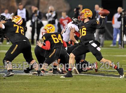Thumbnail 1 in Mission Viejo vs. Servite (CIF SS Pac-5 Division Final) photogallery.