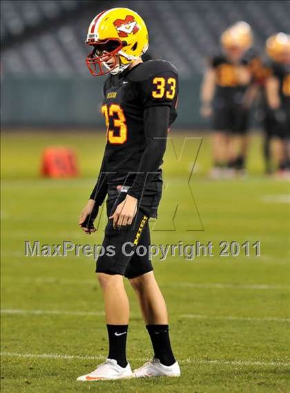 Thumbnail 1 in Mission Viejo vs. Servite (CIF SS Pac-5 Division Final) photogallery.