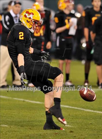 Thumbnail 3 in Mission Viejo vs. Servite (CIF SS Pac-5 Division Final) photogallery.