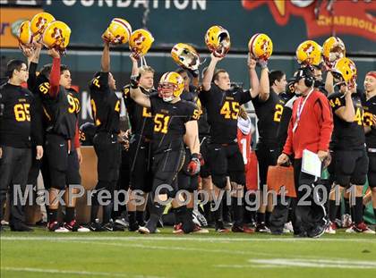 Thumbnail 2 in Mission Viejo vs. Servite (CIF SS Pac-5 Division Final) photogallery.