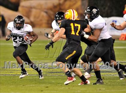 Thumbnail 1 in Mission Viejo vs. Servite (CIF SS Pac-5 Division Final) photogallery.