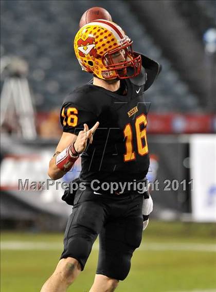 Thumbnail 2 in Mission Viejo vs. Servite (CIF SS Pac-5 Division Final) photogallery.