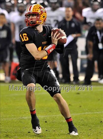 Thumbnail 1 in Mission Viejo vs. Servite (CIF SS Pac-5 Division Final) photogallery.