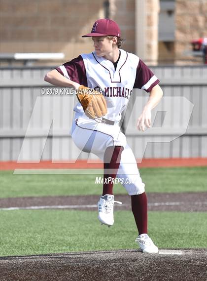Thumbnail 2 in Fort Worth THESA vs St. Michael's (Texas Private School Classic) photogallery.