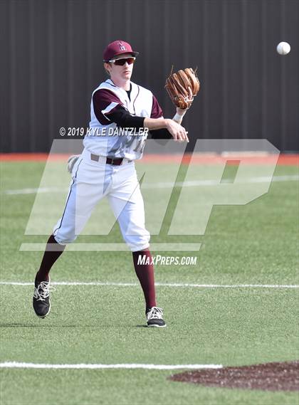 Thumbnail 3 in Fort Worth THESA vs St. Michael's (Texas Private School Classic) photogallery.