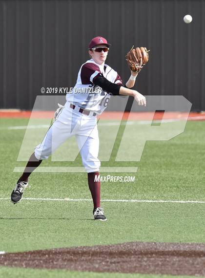 Thumbnail 1 in Fort Worth THESA vs St. Michael's (Texas Private School Classic) photogallery.