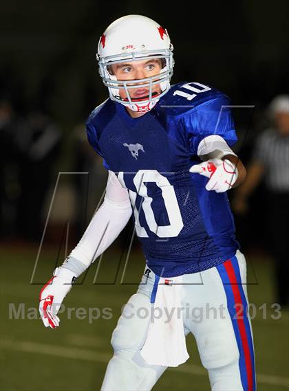 Thumbnail 1 in L D Bell @ Grapevine photogallery.
