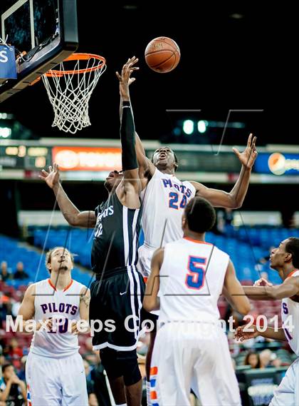 Thumbnail 3 in St. Joseph Notre Dame vs. Renaissance Academy (CIF D5 State Final) photogallery.